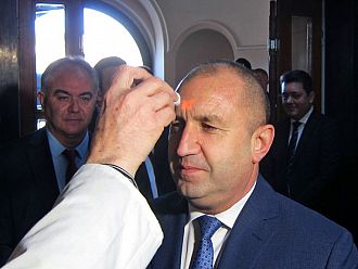 „Алфа Рисърч“: Повече избиратели на ДБ са гласували за Радев, отколкото за Панов и Герджиков