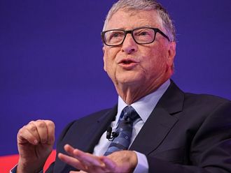 Бил Гейтс прогнозира край на пандемията от Covid през лятото