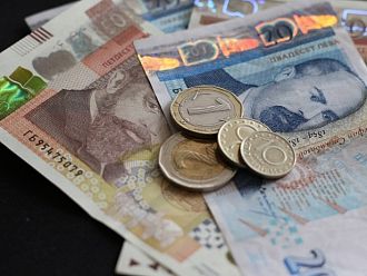 40% от българите теглят кредити за домакински разходи