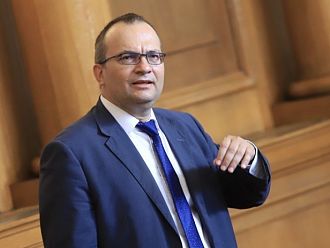 Мартин Димитров: Лятото цените на тока ще се нормализират