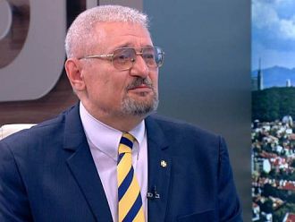 Няма случайни назначения, особено когато са на агенти от комунистическите тайни служби