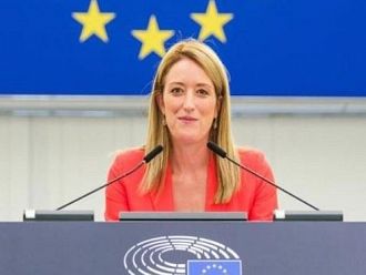 Малтийката Роберта Мецола стана председател на европарламента на рождения си ден