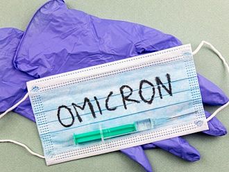 Предстои масово заразяване с Омикрон и скорошен край на пандемията