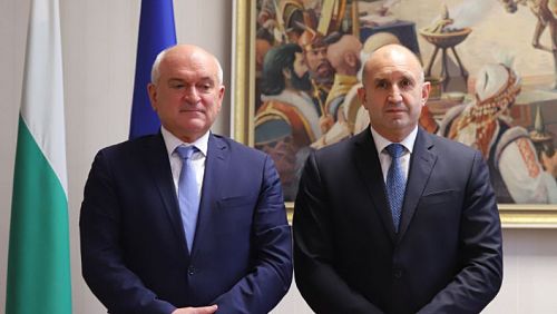 След срещата на Димитър Главчев и Радев: Няма новини, диалогът продължава (обновена)